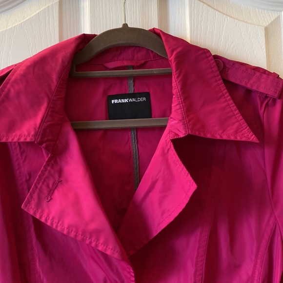 Hot pink trench style jacket - Picture 3 of 3